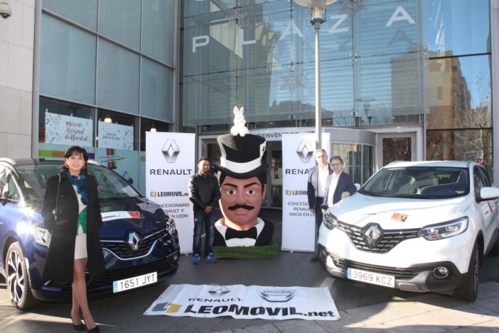 Presentación figura de caucho para el Festival de Cine en León